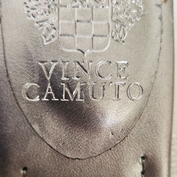 Elegant Silver Slide Sandals - Picture 2 of 16